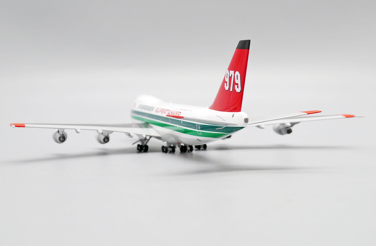 Evergreen Supertanker "Tanker 979" Boeing 747-100SF Highly Detailed 1/400 Diecast Aircraft Model