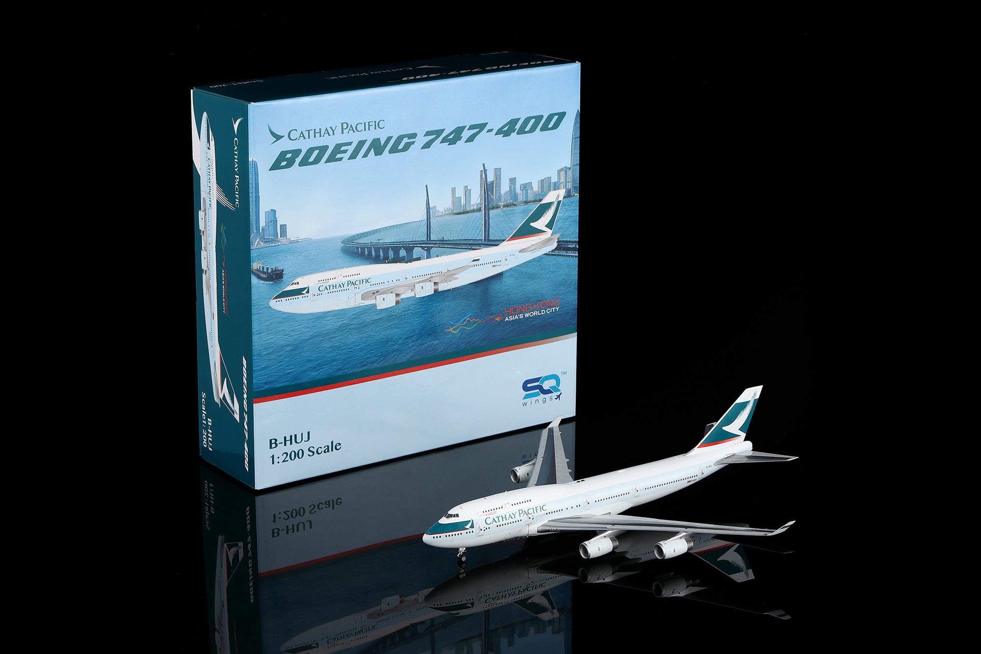 Cathay Pacific Airways Boeing 747-400 Highly Detailed 1/200