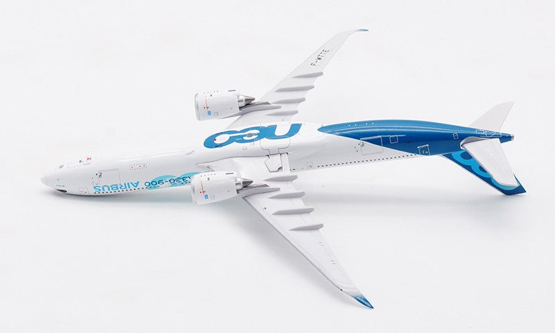Airbus Industrie Airbus A330-900 "House Livery" Highly Detailed Diecast Aircraft Model in 1/400 Scale