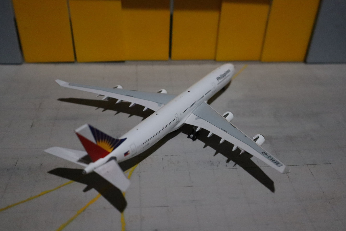 [Philippines Exclusive] Philippine Airlines Airbus A340-343X "Shepherd One" Diecast Aircraft Model in 1/400 Scale