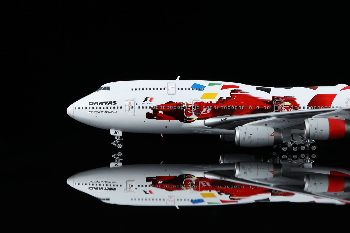 Qantas Airways Boeing 747-400 "F1 2000 Australian Grand Prix" Highly Detailed 1/400 Diecast Aircraft Model