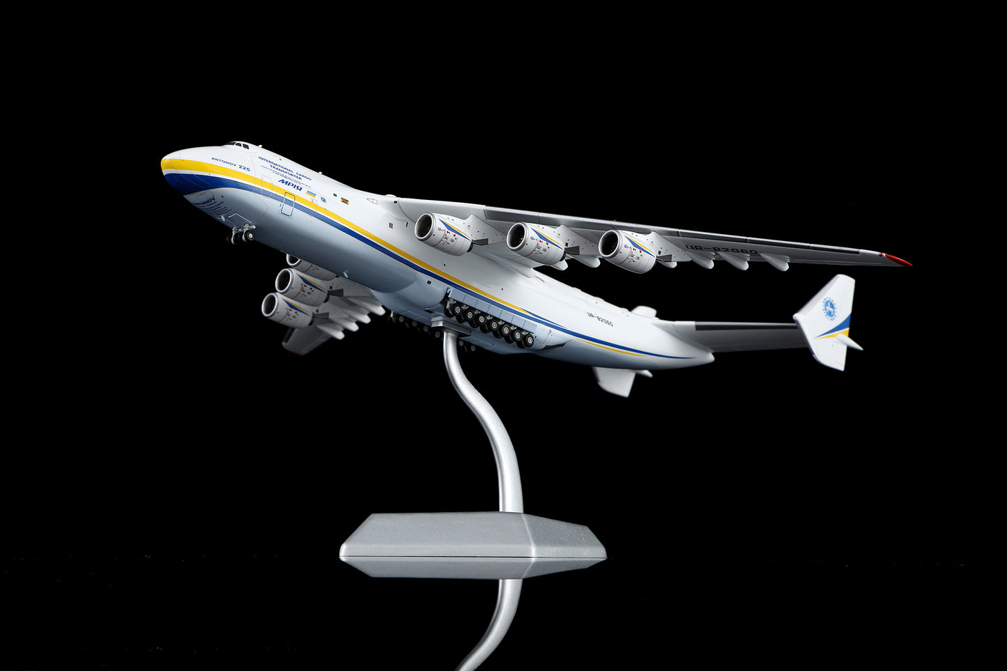 Antonov Airlines Antonov AN-225 "Mriya" Highly Detailed 1/400 Diecast Aircraft Model