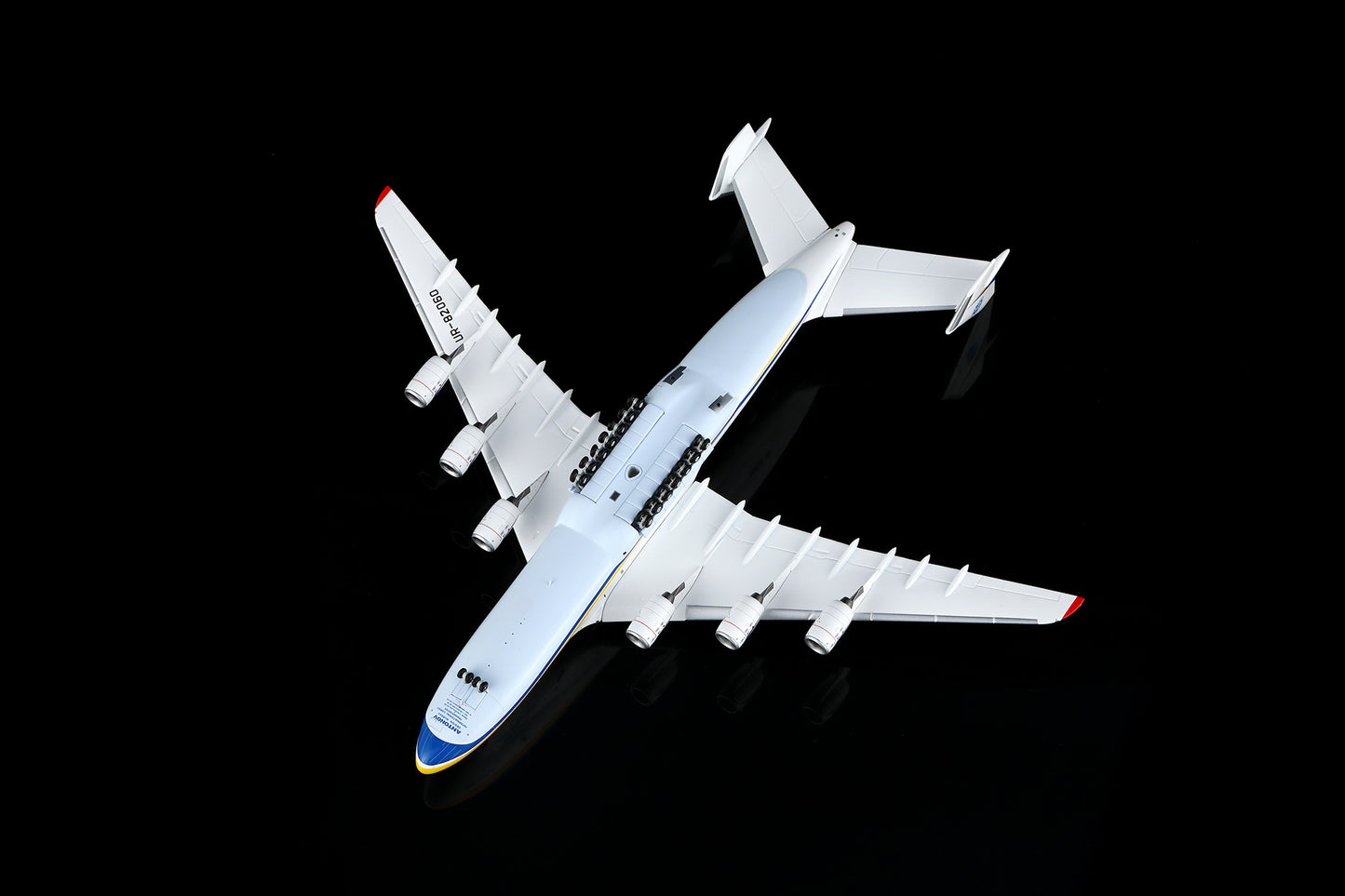 Antonov Airlines Antonov AN-225 "Mriya" Highly Detailed 1/400 Diecast Aircraft Model
