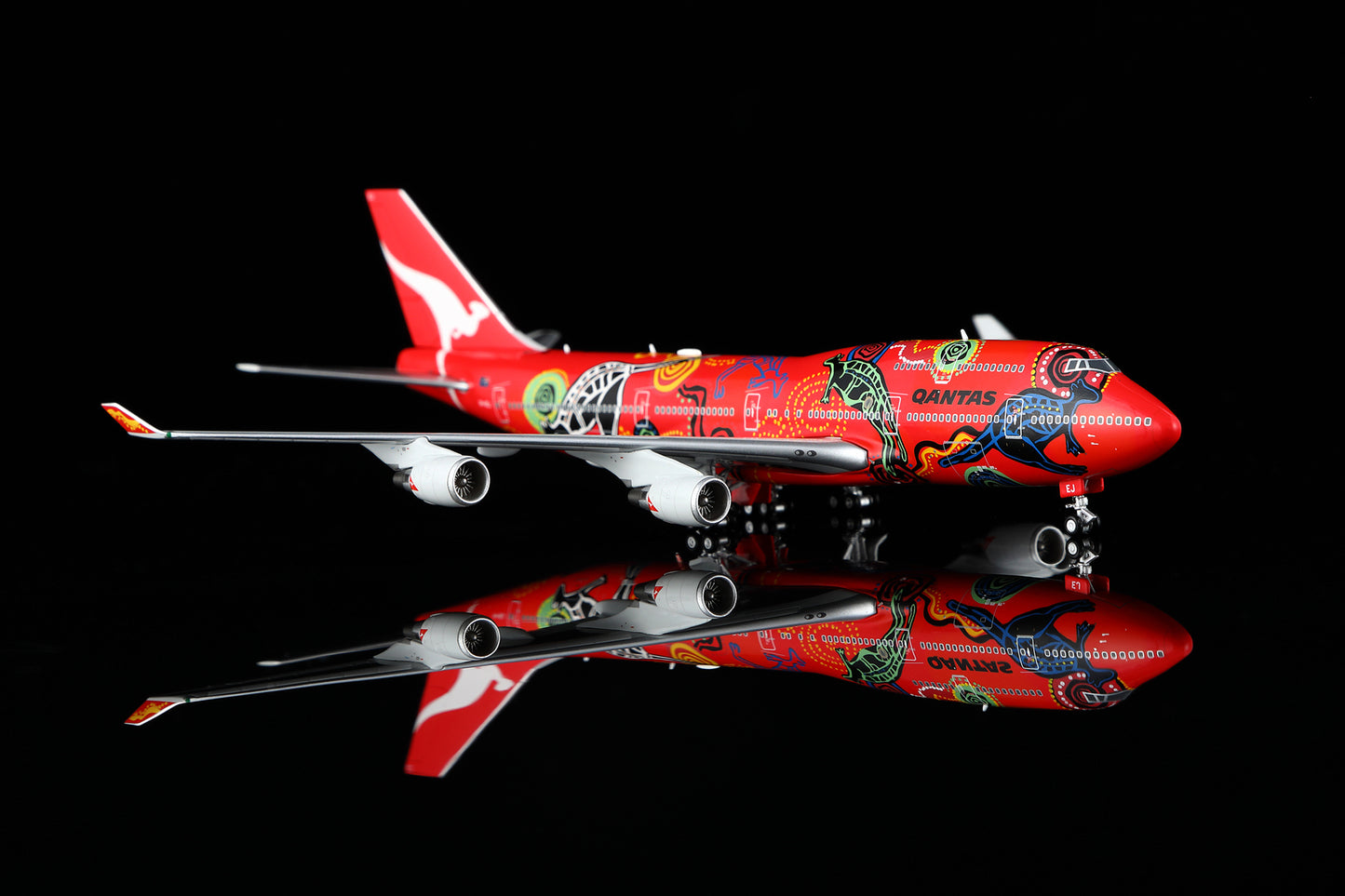 [PRE-ORDER] Qantas Airways Boeing 747-400 "Wunala Dreaming - VH-OEJ" Highly Detailed 1/400 Diecast Aircraft Model