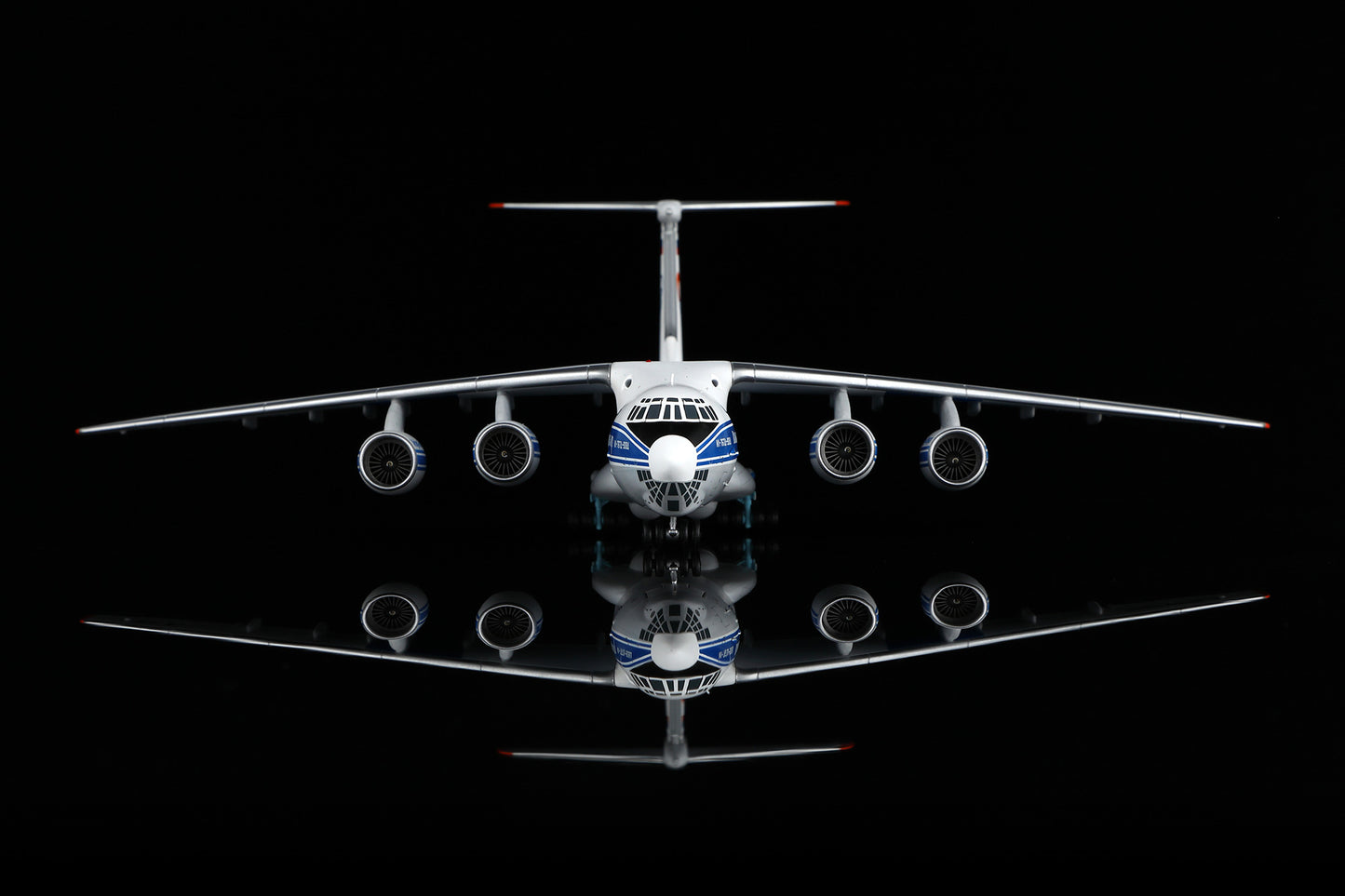 Volga-Dnepr Airlines Ilyushin Il-76 "20 Years" Highly Detailed Diecast Aircraft Model in 1/200 Scale