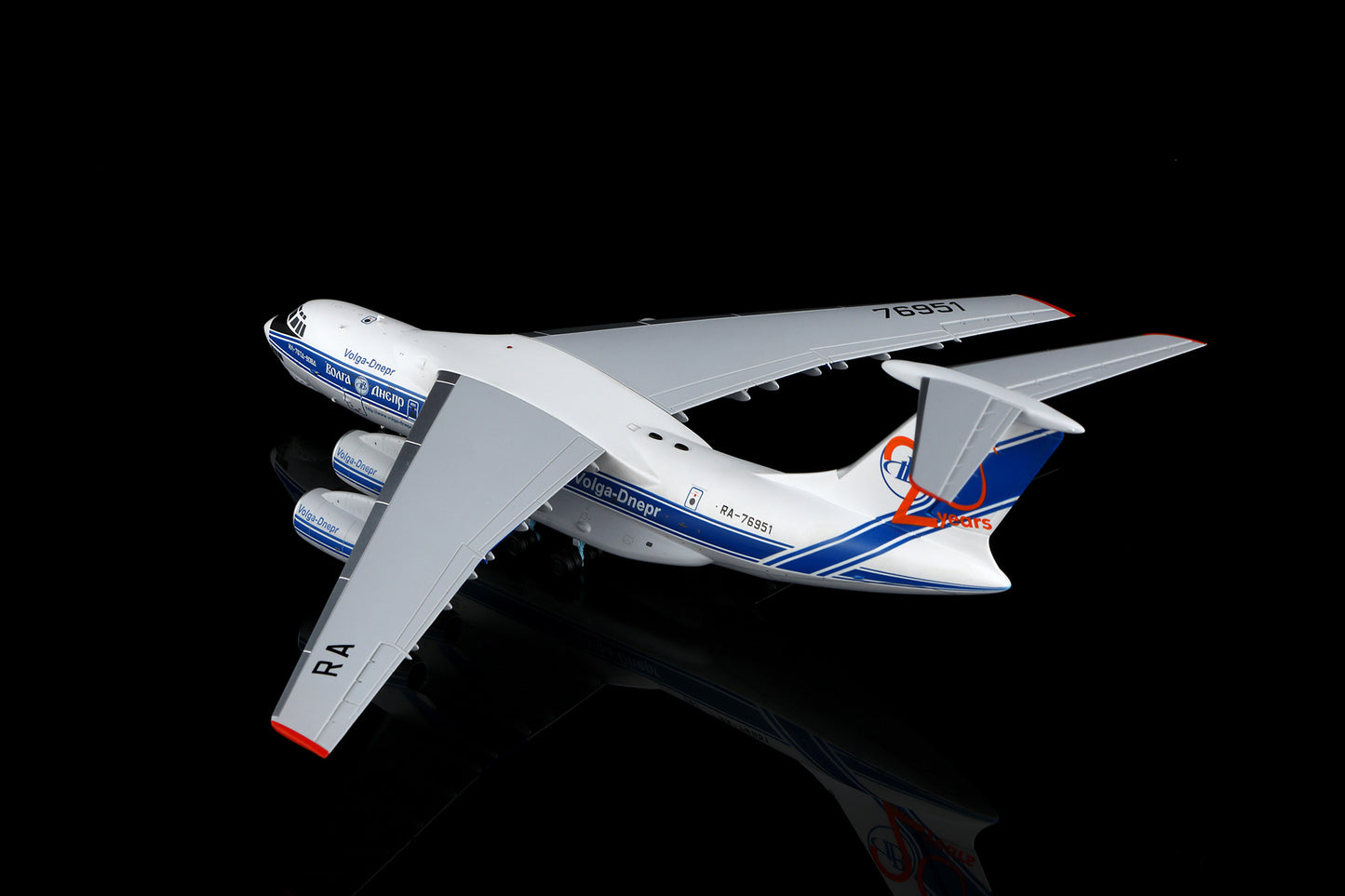 Volga-Dnepr Airlines Ilyushin Il-76 "20 Years" Highly Detailed Diecast Aircraft Model in 1/200 Scale