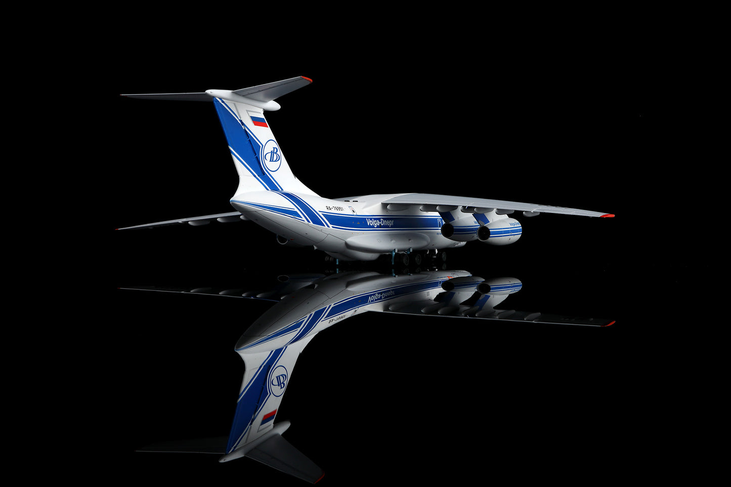 Volga-Dnepr Airlines Ilyushin Il-76 "20 Years" Highly Detailed Diecast Aircraft Model in 1/200 Scale