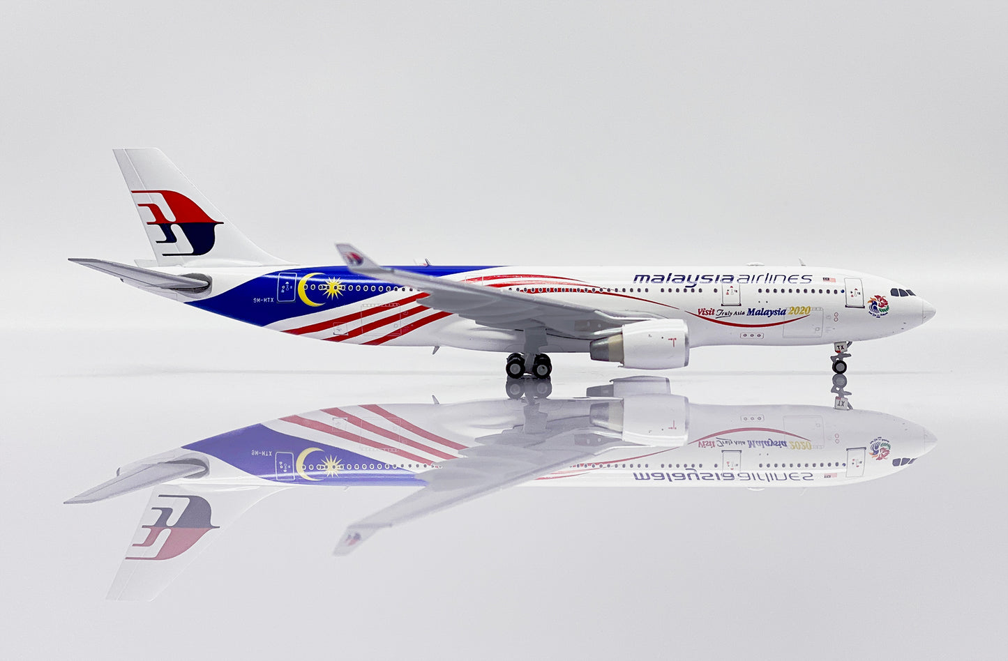 Malaysian Airlines "Negaraku" Airbus A330-200 Highly Detailed 1/400 Diecast Aircraft Model