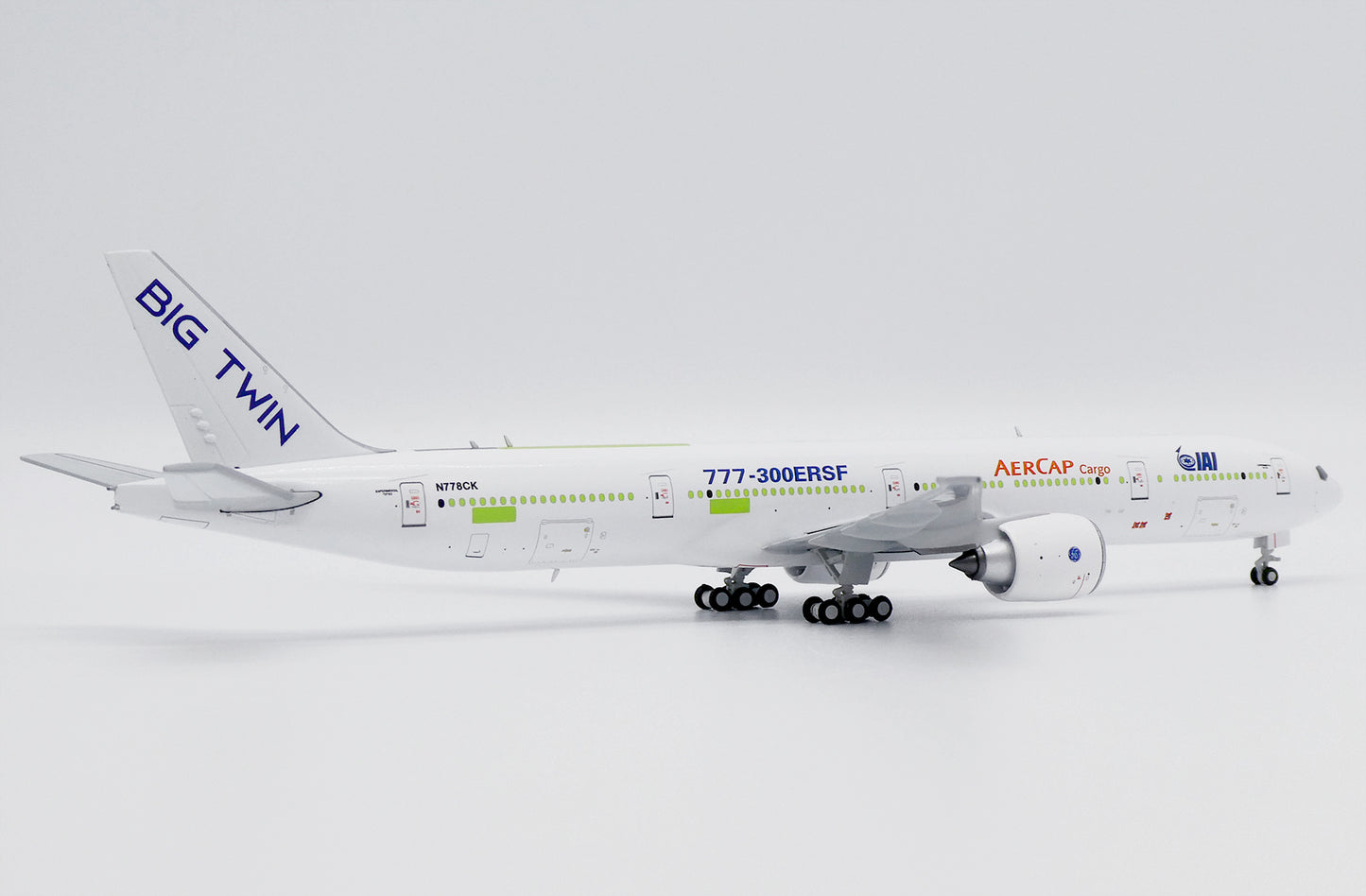 AerCap / Kalitta Cargo (Experimental - Roll Out) Boeing 777-300ERSF Highly Detailed 1/400 Diecast Aircraft Model