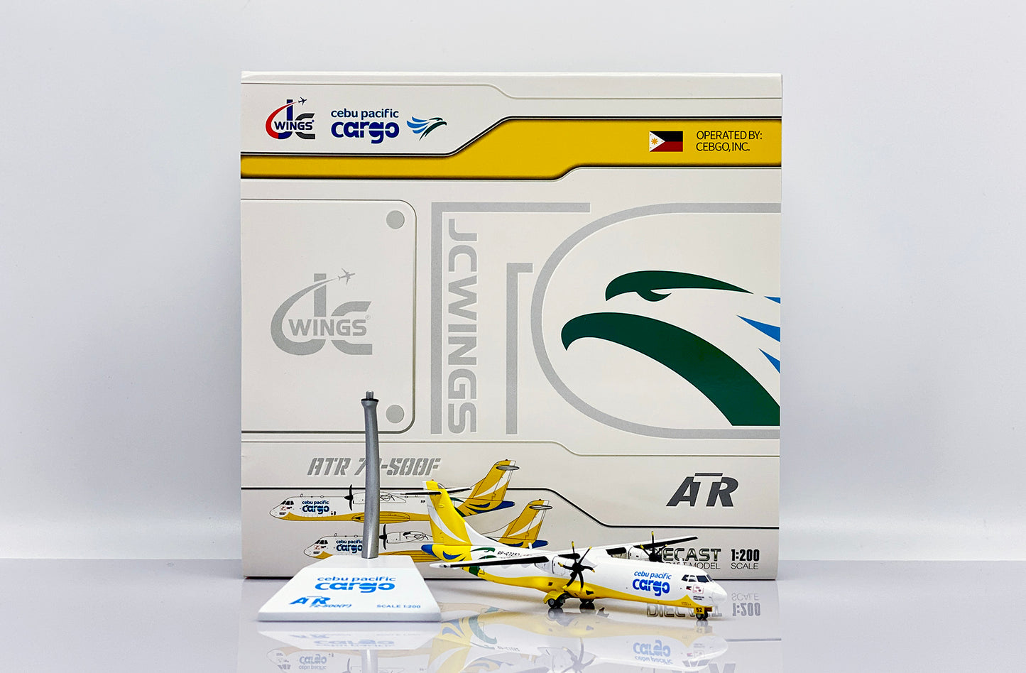 Cebu Pacific Cargo - CebGo ATR 72-500F Highly Detailed Diecast Aircraft Model in 1/200 Scale