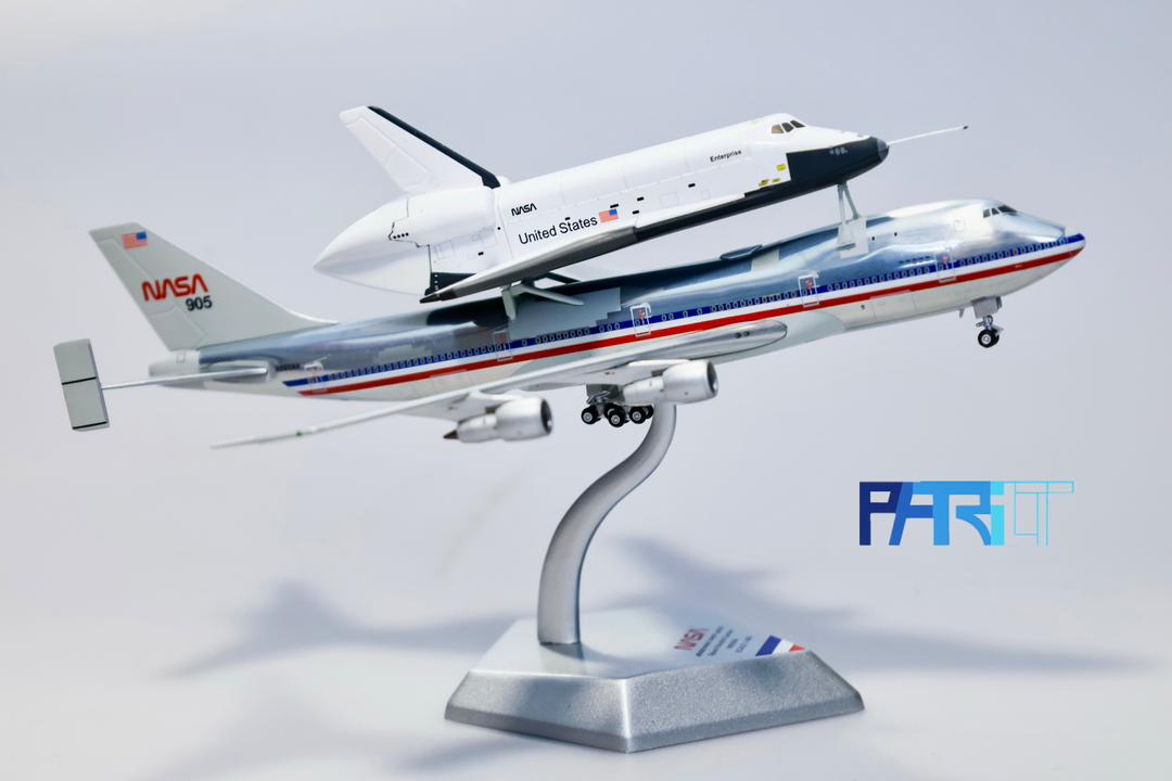 [PRE-ORDER] NASA Boeing 747-123 (SCA) "Polished American Livery" - N905NA and Rockwell Space Shuttle Orbiter "Enterprise" - OV-101 Highly Detailed 1/400 Diecast Aircraft Model